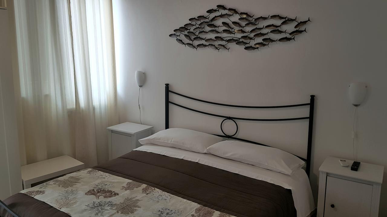 Palermit'Amo Bed and Breakfast Palermo Exteriör bild
