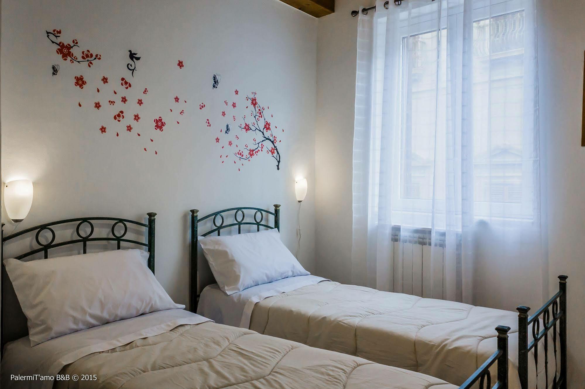 Palermit'Amo Bed and Breakfast Palermo Exteriör bild