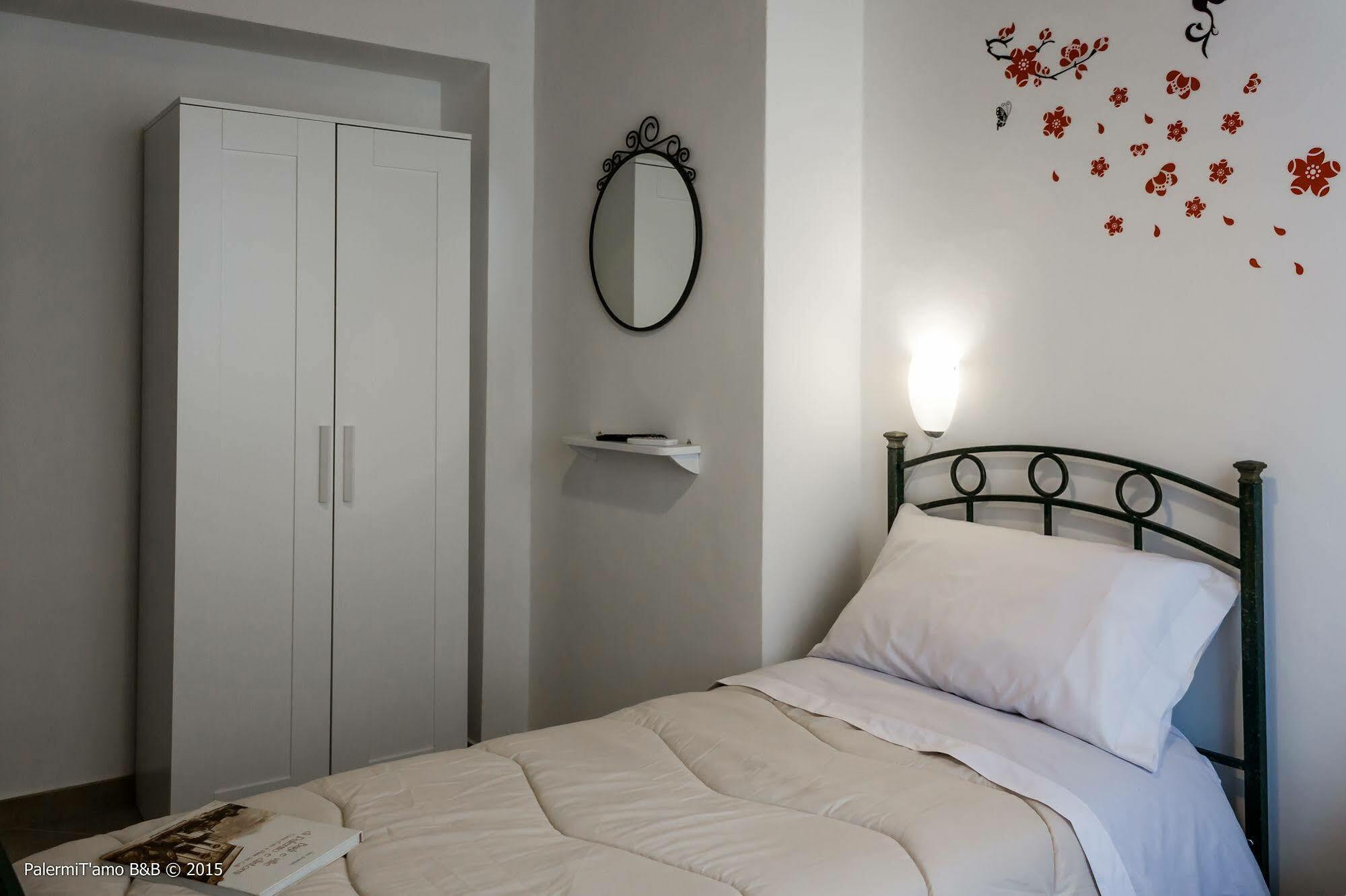 Palermit'Amo Bed and Breakfast Palermo Exteriör bild